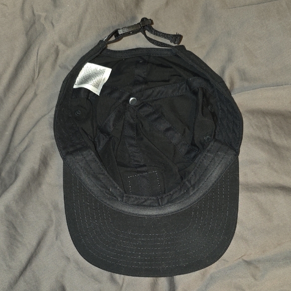 Vans Black Cap with Floral Patch - Picture 3 of 5